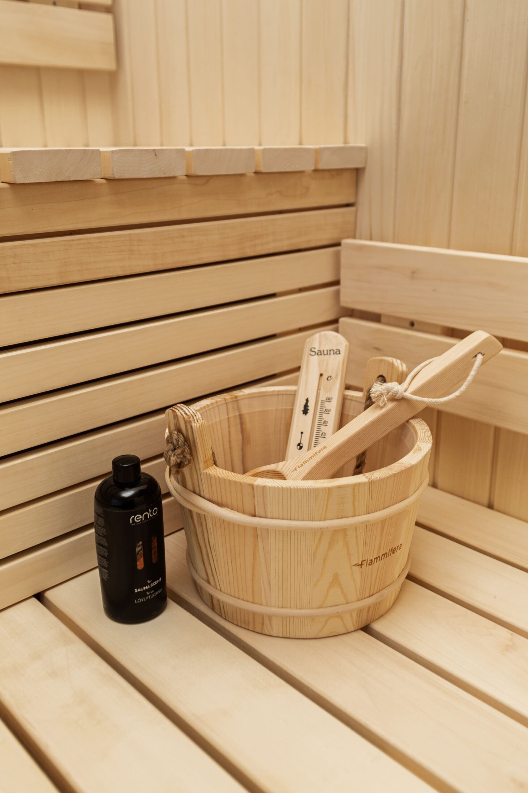 Halo Saunas Allure 4 Person Traditional Sauna