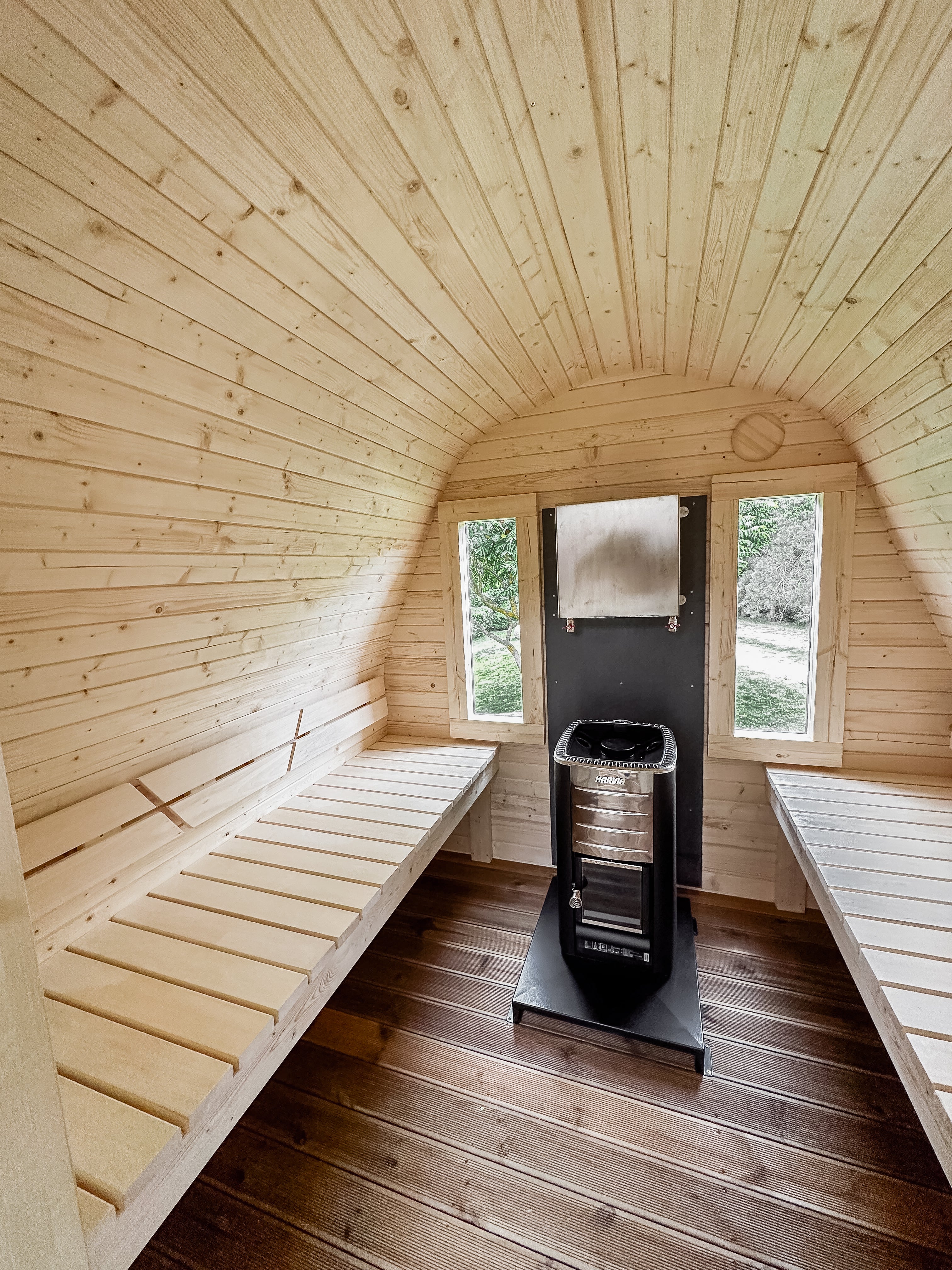 Halo Saunas The Wellness Hut 4 to 6 Person Outdoor Sauna - Nuovo Luxury