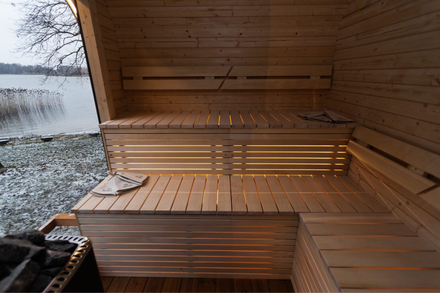 Halo Saunas Sanctuary 2 in 1 Spa Hot Tub & Sauna Combo