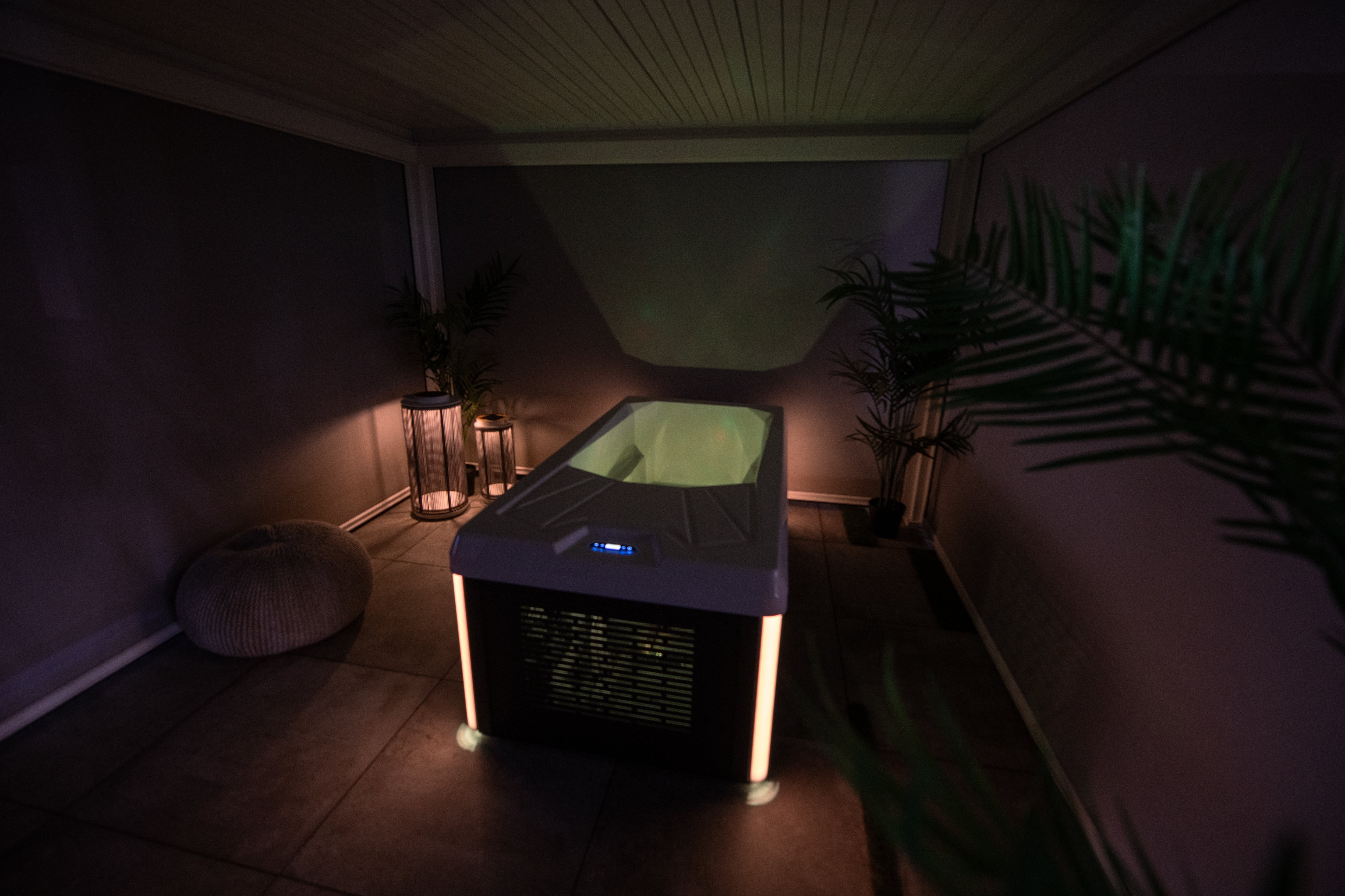 Chill Tub Pro - With Chiller & Wifi Control