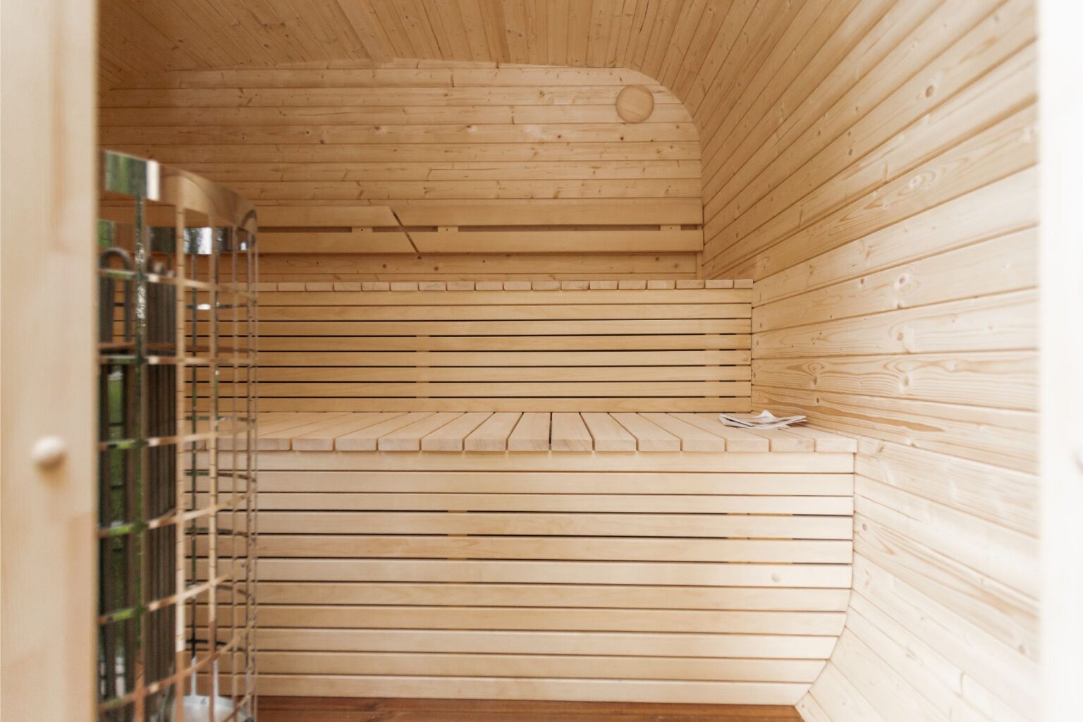 Halo Saunas Mini Sanctuary 4-6 Person Outdoor Sauna