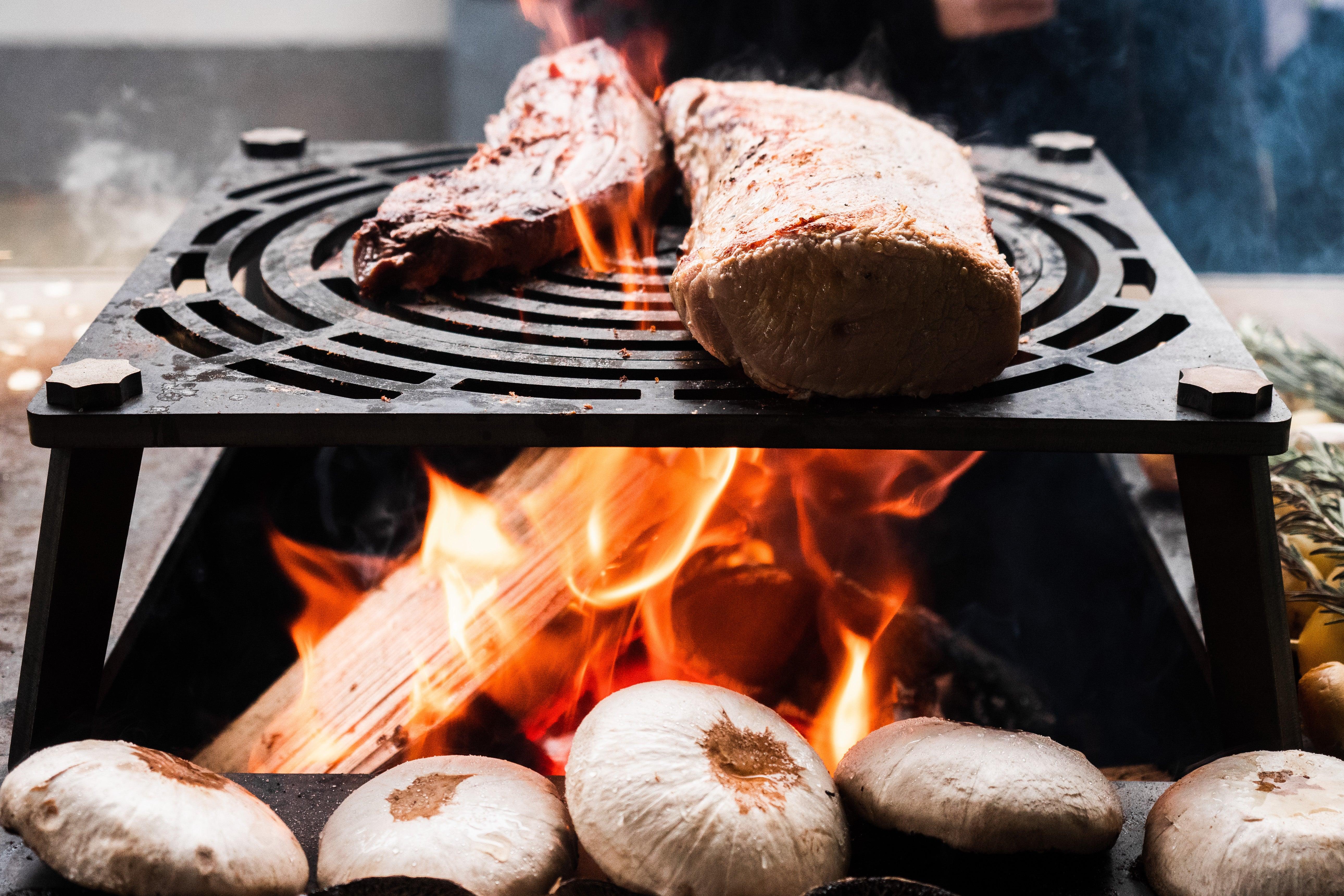 Vulcanus Pro 910 Chef Outdoor Wood Fire Grill - Nuovo Luxury