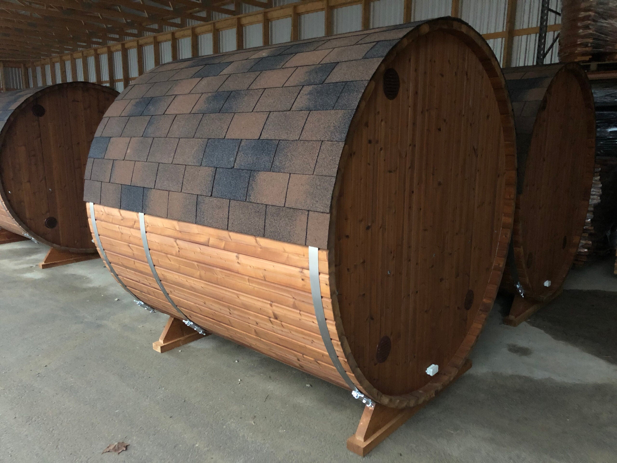 Halo Saunas Thermowood Barrel Sauna w/ Electric Heater 2 to 4 Person - Nuovo Luxury