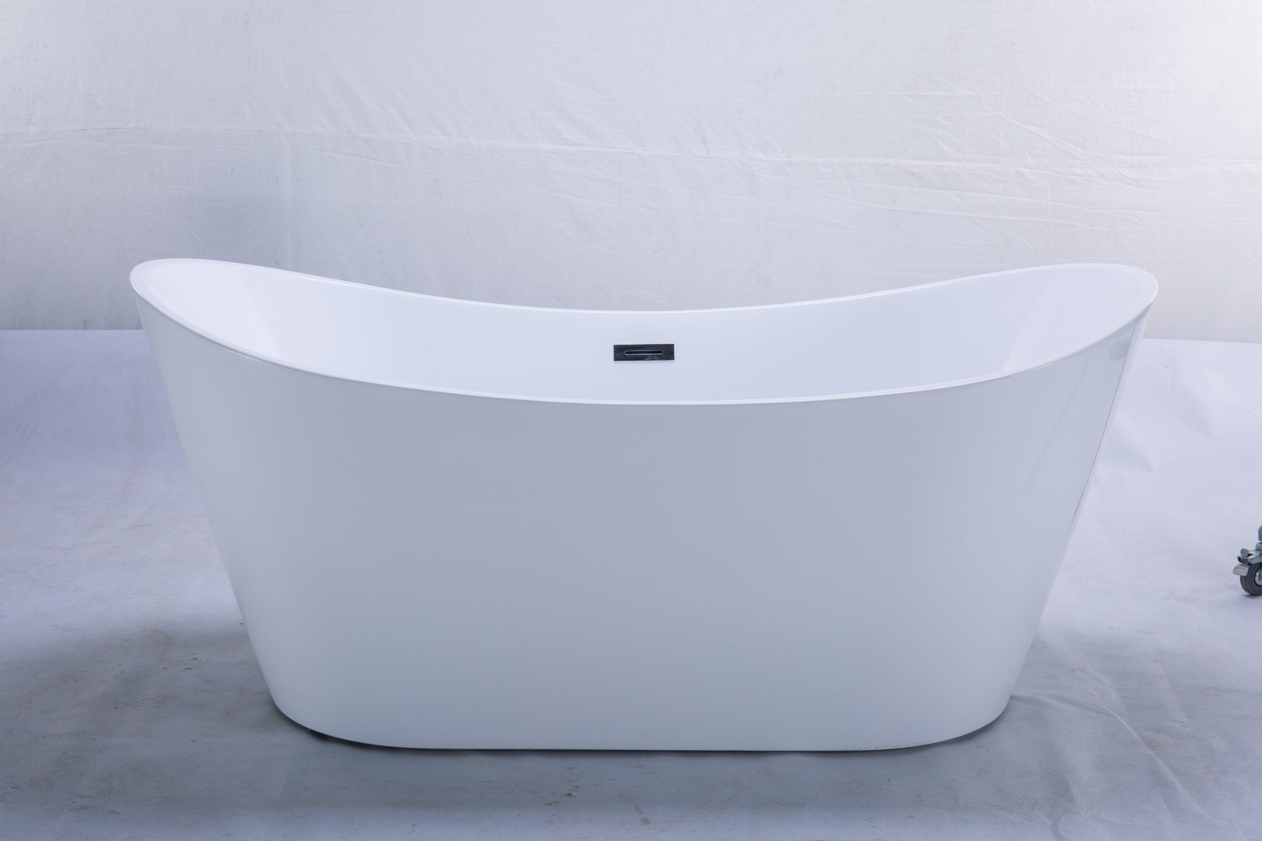 Montpellier Freestanding Bathtub 1700 x 800 - Nuovo Luxury